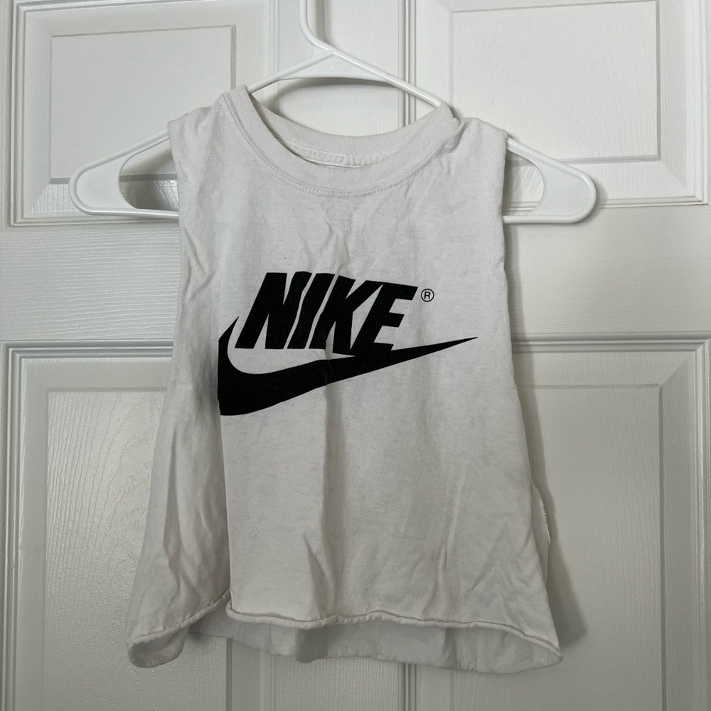 SOLD Nike Muscle Cropped Tank Top